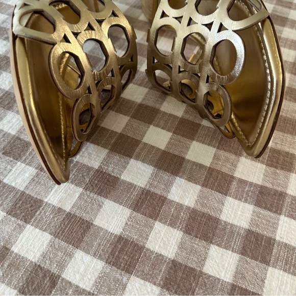 NWOTIB Salvatore Ferragamo Gancini Gold Cutout Mule Heeled Sandals - Picture 13 of 16